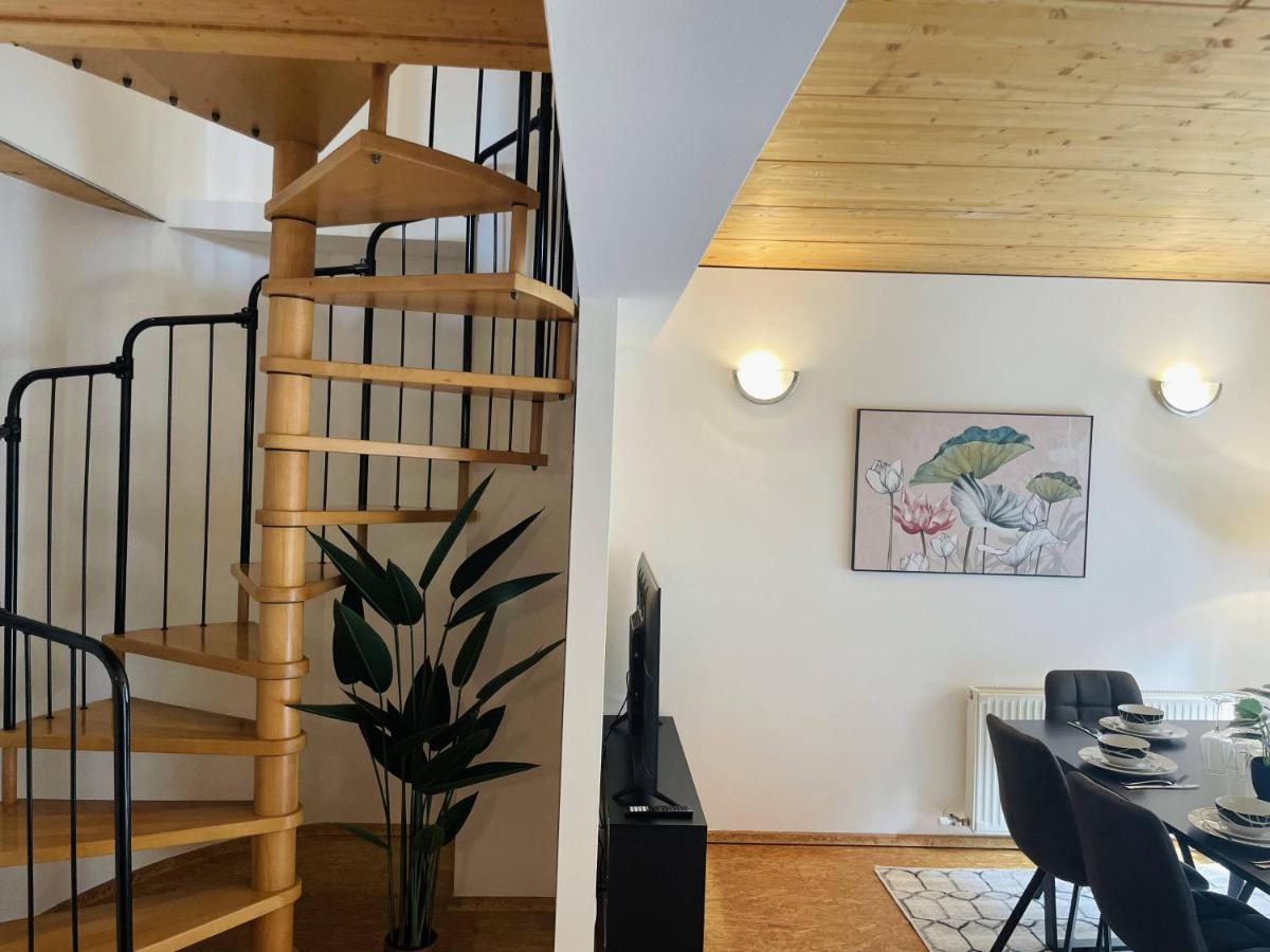 Homy Alpenlodge Innerbraz Bagian luar foto