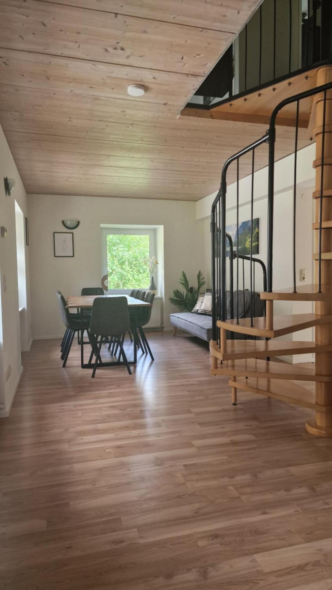 Homy Alpenlodge Innerbraz Bagian luar foto