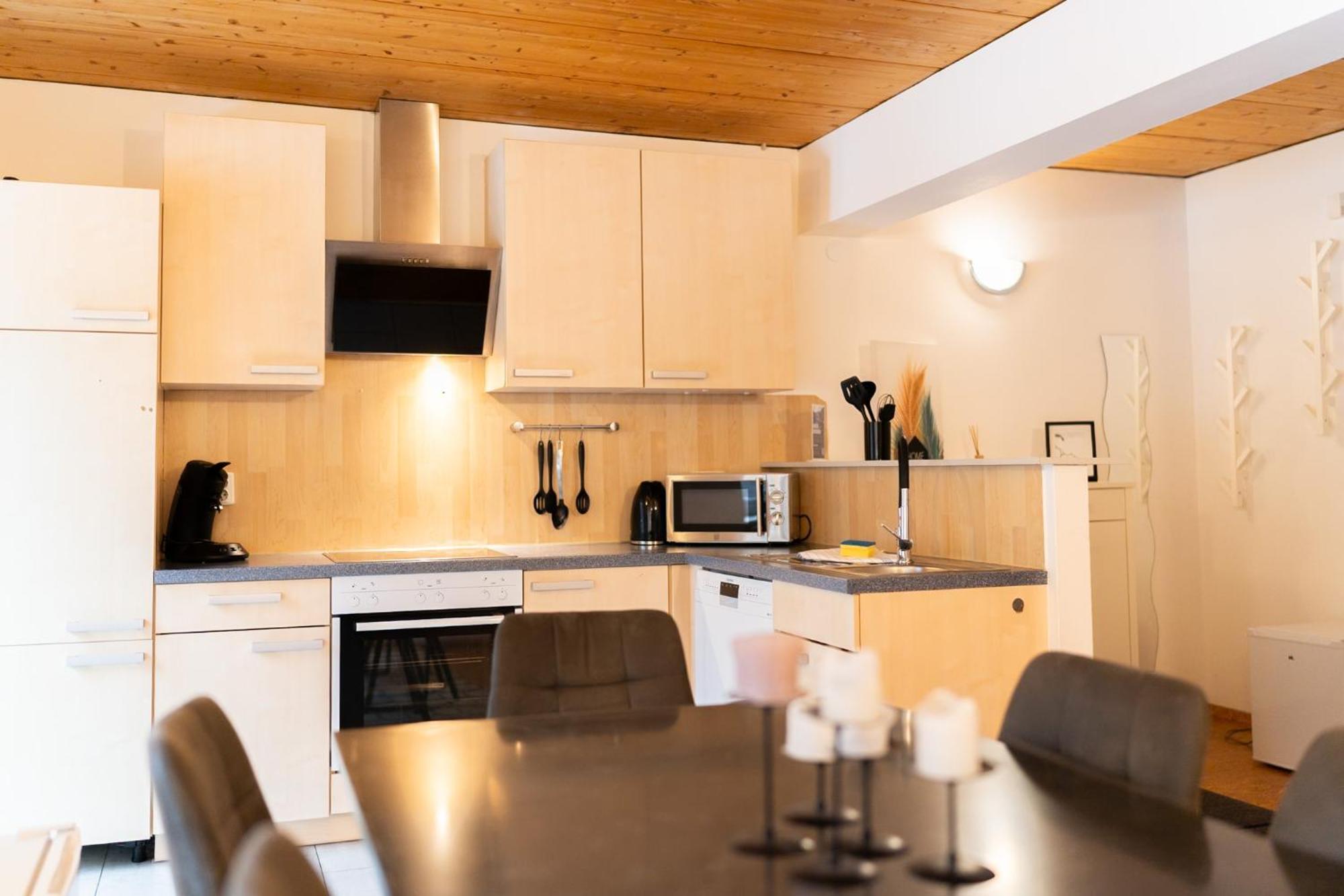 Homy Alpenlodge Innerbraz Bagian luar foto