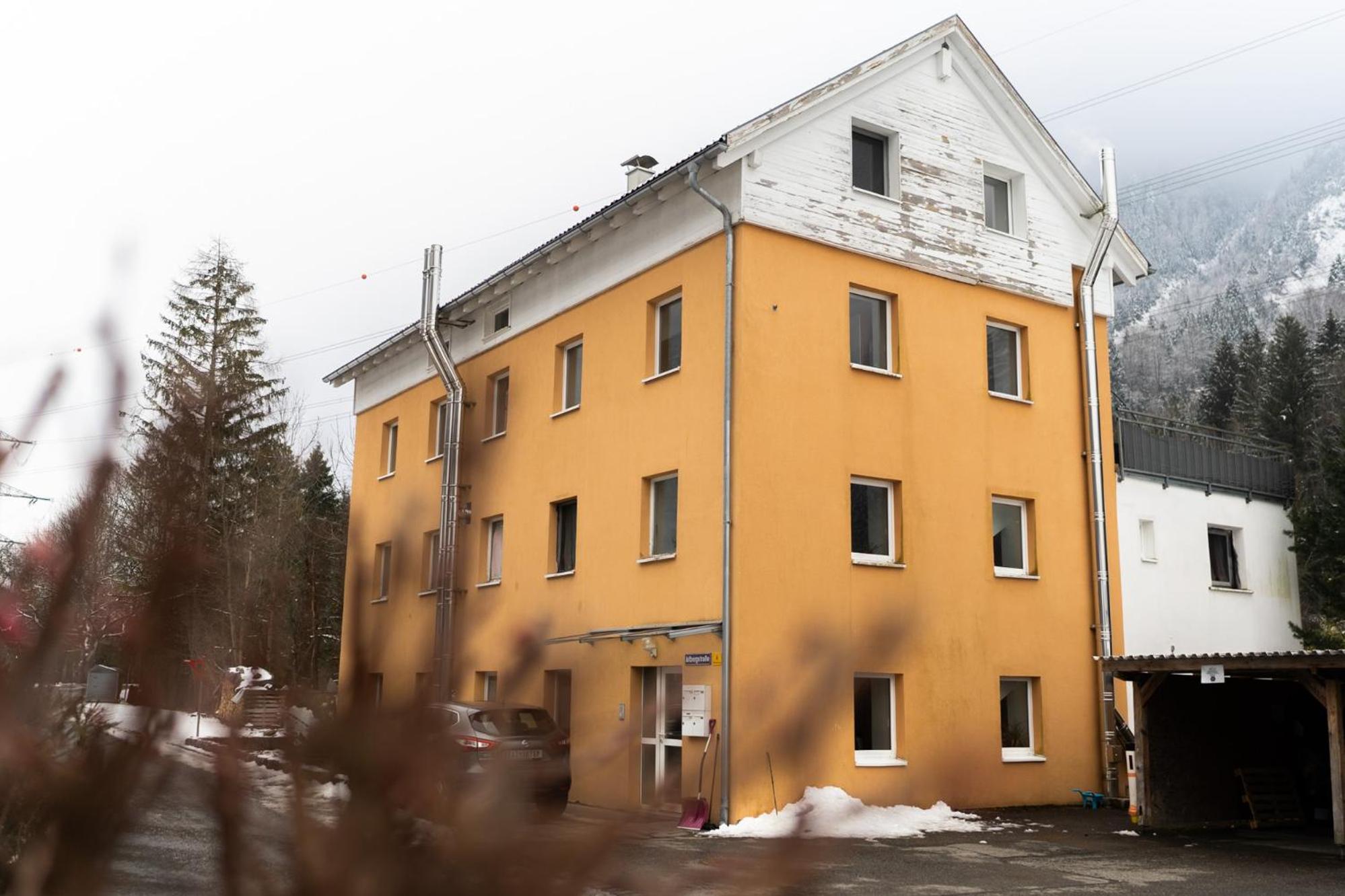 Homy Alpenlodge Innerbraz Bagian luar foto