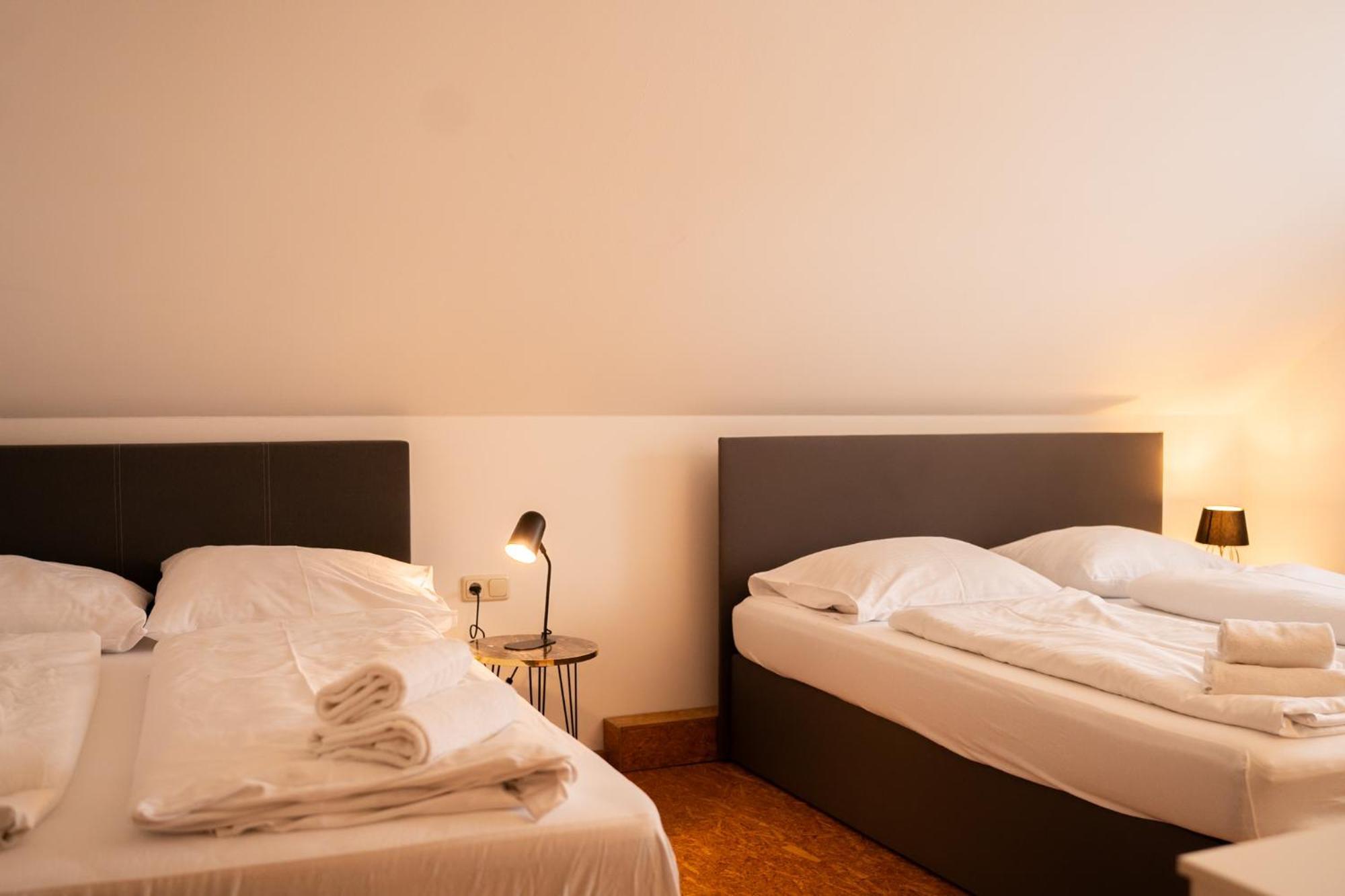 Homy Alpenlodge Innerbraz Bagian luar foto